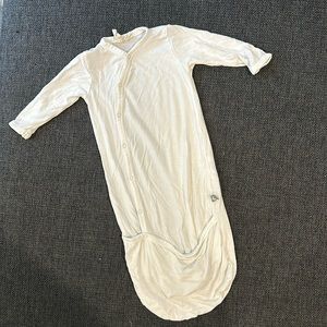 Kyte sleep gown newborn EUC!
